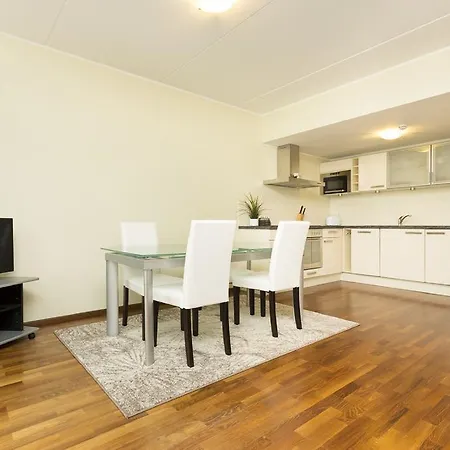 Downtown - Narva Mnt Apartment